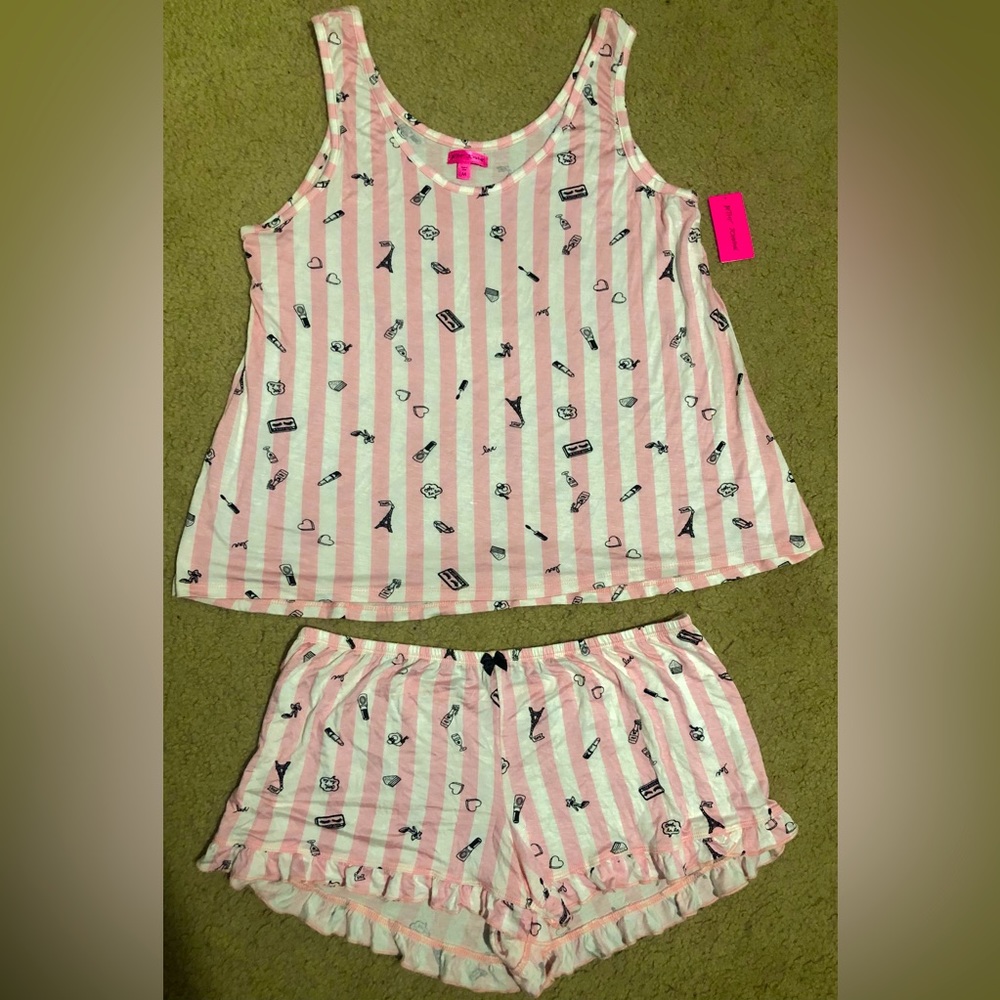 NWT Betsey Johnson Sleepwear Set in Medium